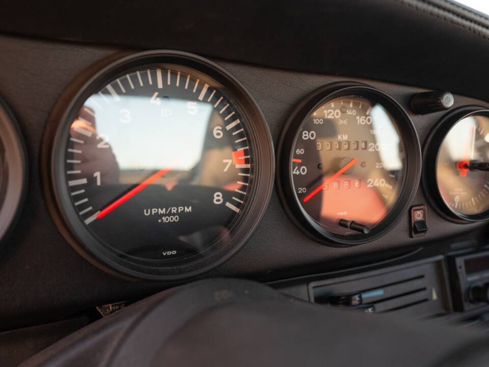 Image 72/94 of Porsche 911 Carrera 3.0 (1976)