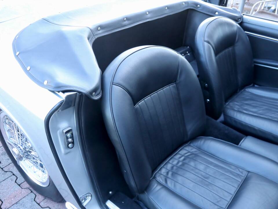 Bild 21/50 von Maserati Mistral 3700 Spyder (1965)