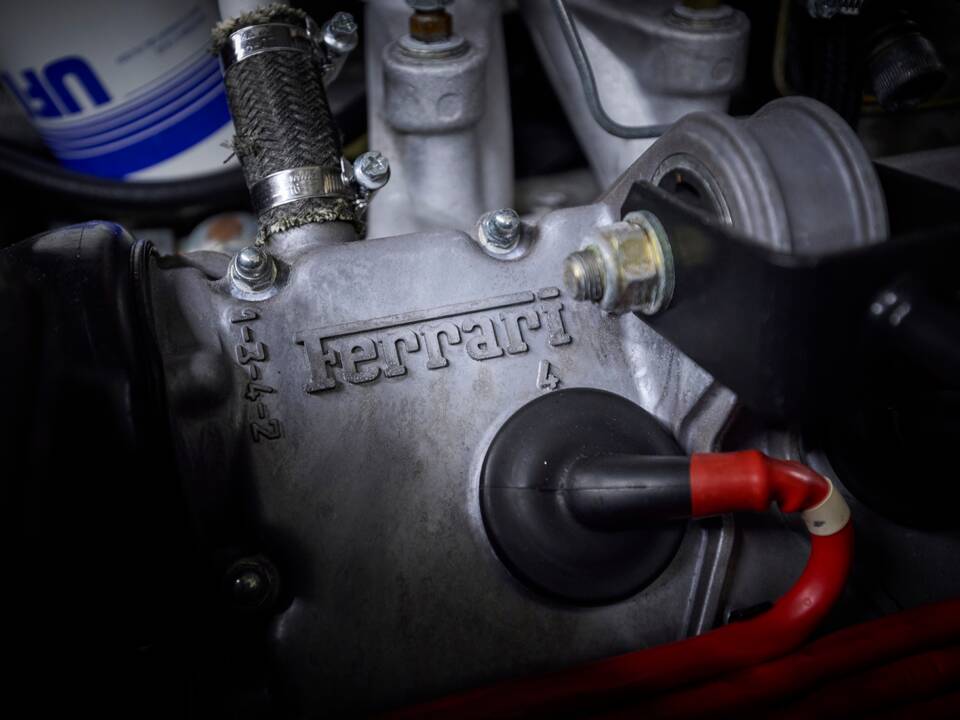 Image 97/100 of Ferrari 308 GTB Quattrovalvole (1983)