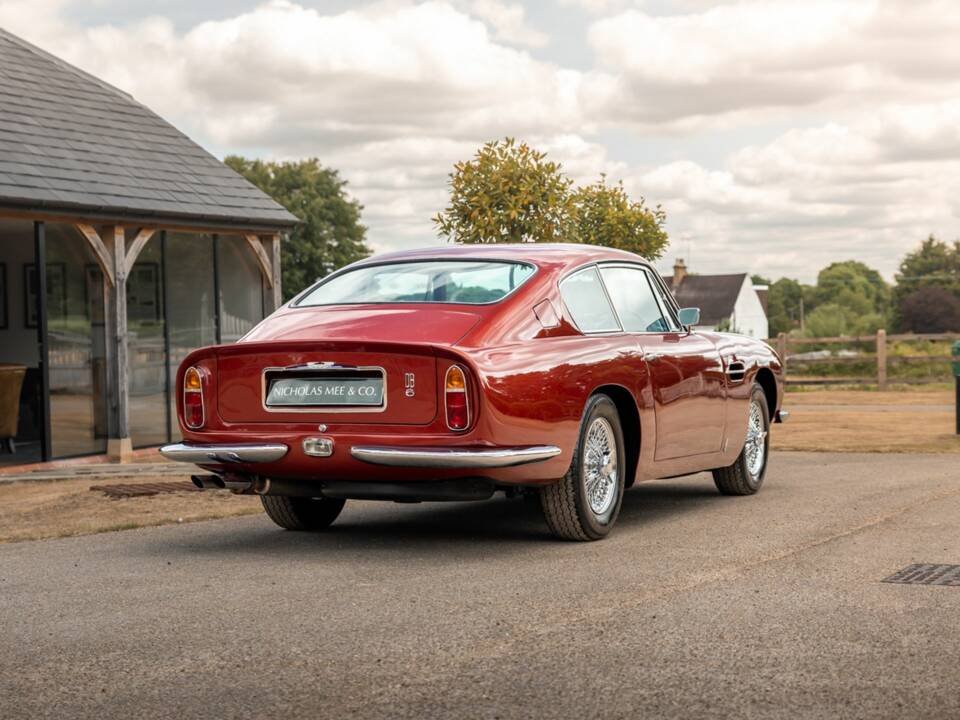 Bild 9/50 von Aston Martin DB 6 Vantage (1969)