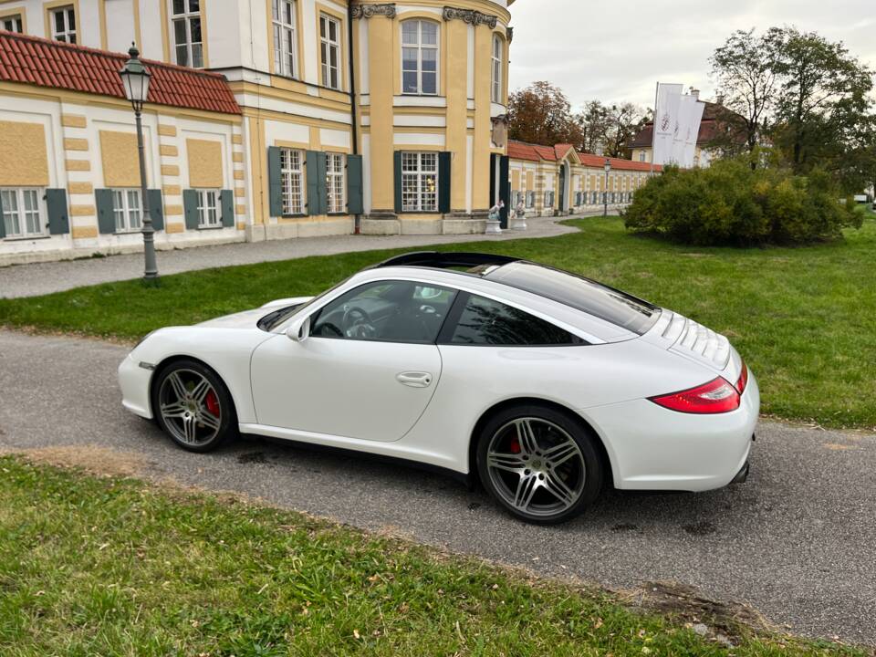 Image 13/58 of Porsche 911 Targa 4S (2010)