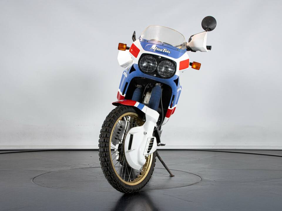 Bild 6/50 von Honda DUMMY (1989)