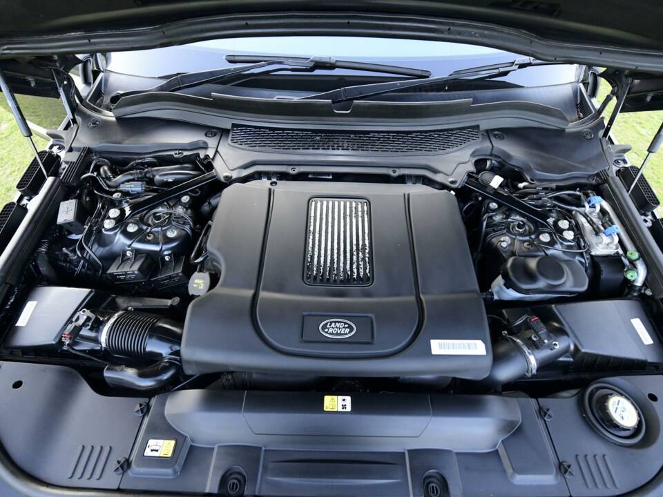 Bild 46/50 von Land Rover Range Rover Autobiography SDV8 (2017)