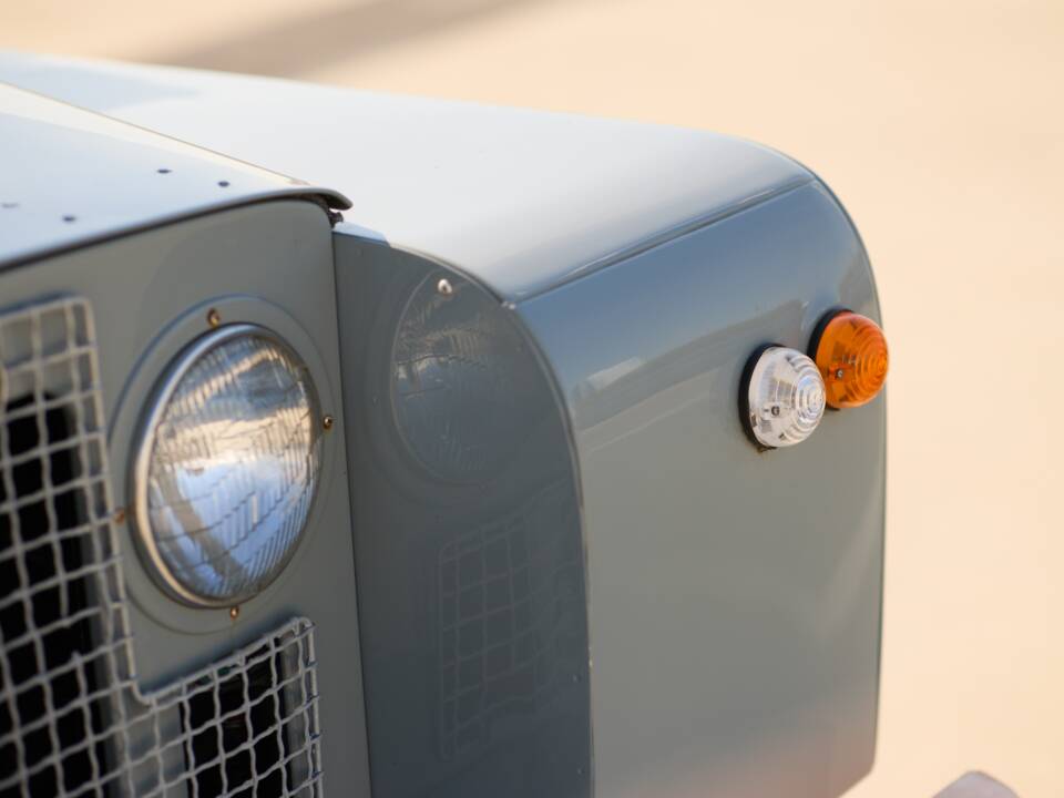 Immagine 43/66 di Land Rover 88 (1963)
