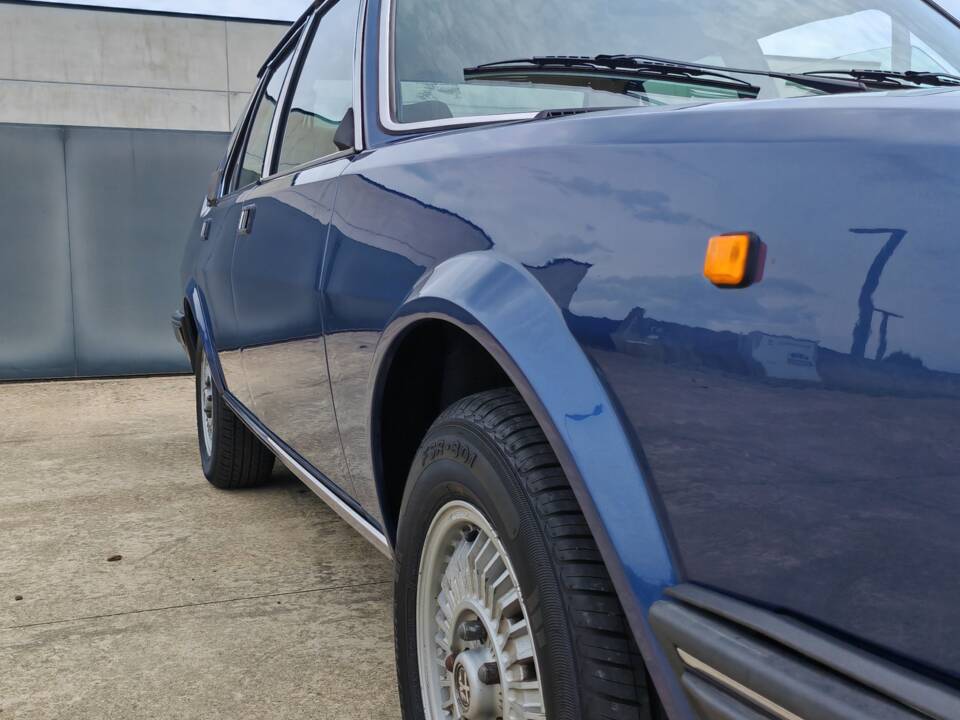 Image 9/34 of Alfa Romeo Alfa 6 - 2.5 (1979)