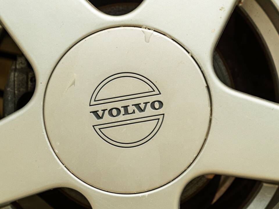 Image 23/50 of Volvo 480 S (1993)