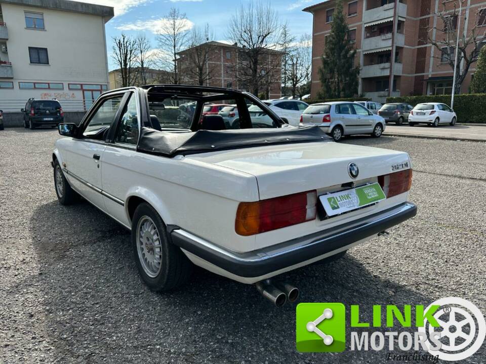 Immagine 6/10 di BMW 320i Baur TC (1984)