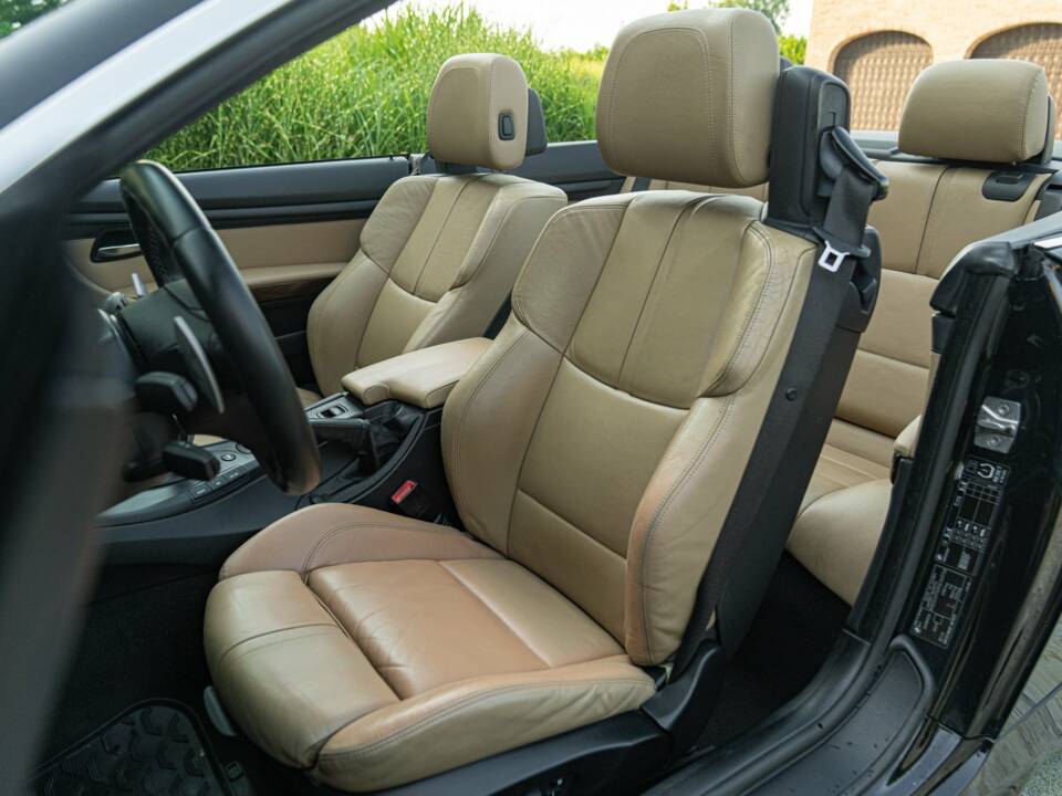 Bild 37/50 von BMW M3 (2010)