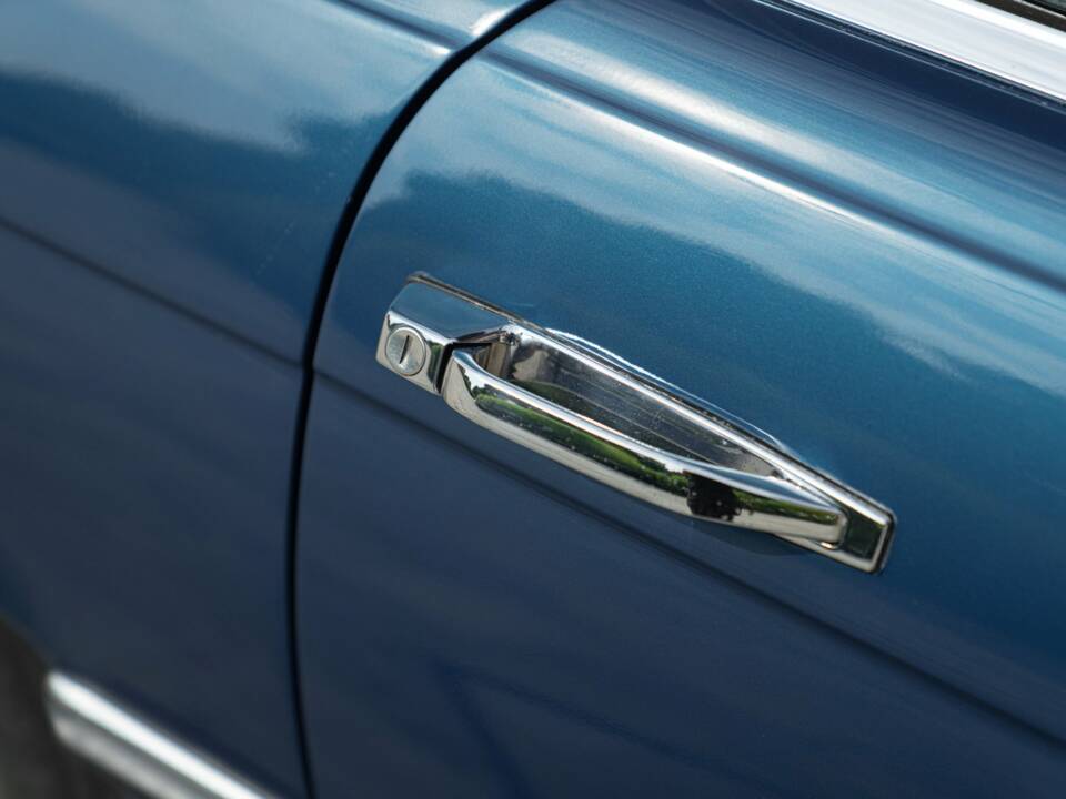 Image 30/50 de Mercedes-Benz 450 SL (1977)