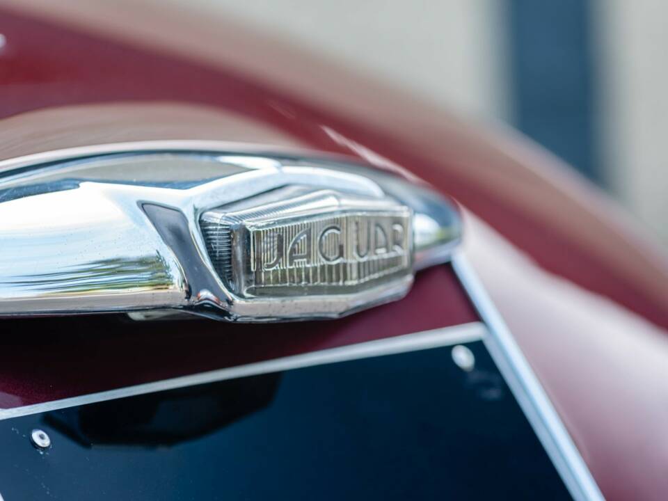 Image 31/49 of Jaguar Mk II 3.4 (1967)