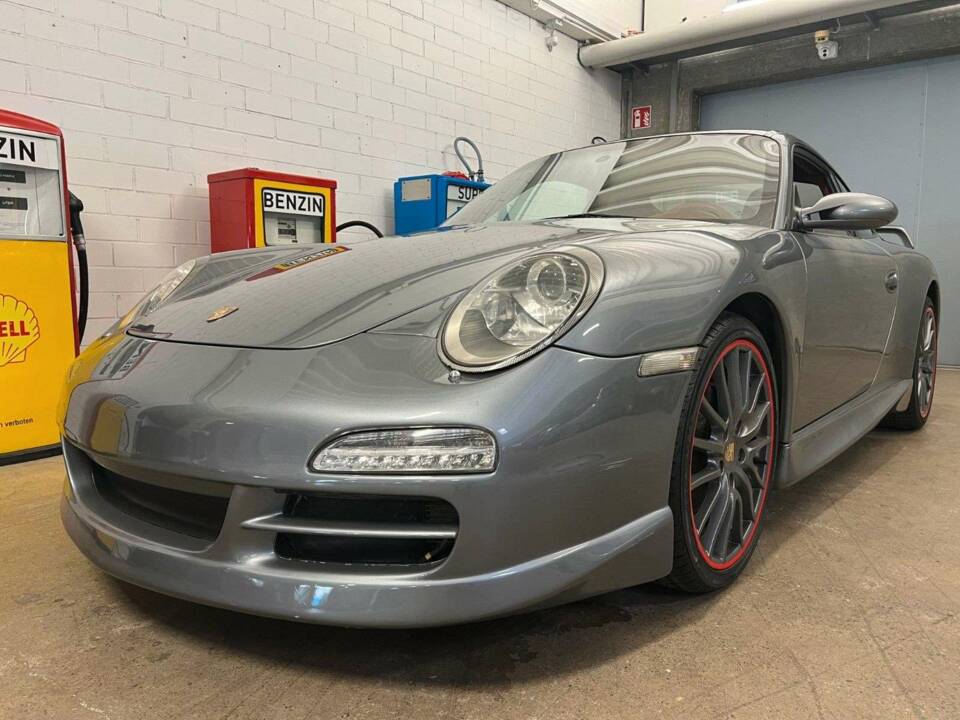 Afbeelding 2/17 van Porsche 911 GT3 (2005)