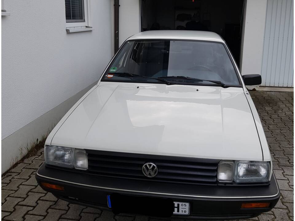Immagine 3/25 di Volkswagen Passat 1.6 (1988)