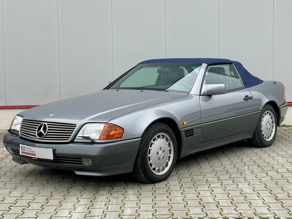 Image 2/46 of Mercedes-Benz 500 SL (1990)