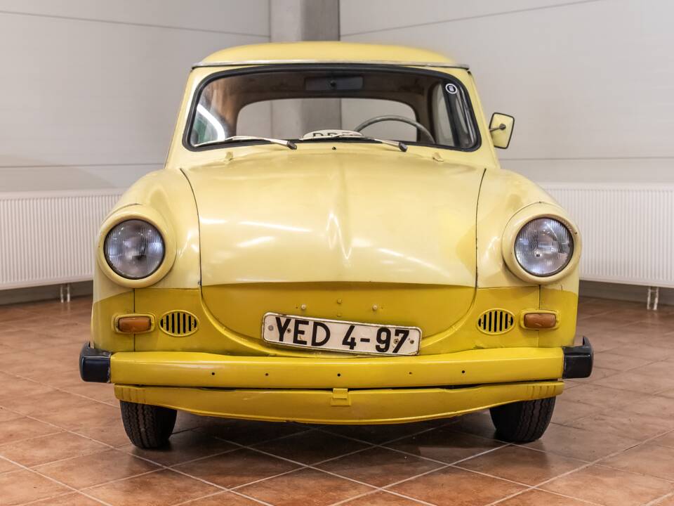 Immagine 2/14 di Trabant 500 (1962)