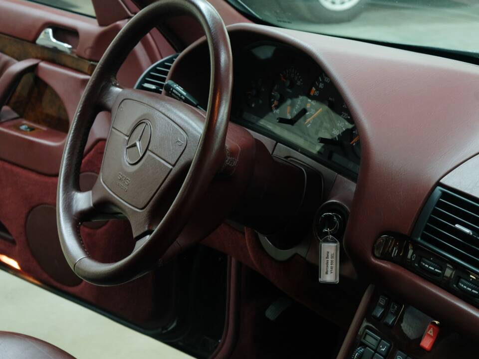 Bild 29/50 von Mercedes-Benz 500 SEL (1992)