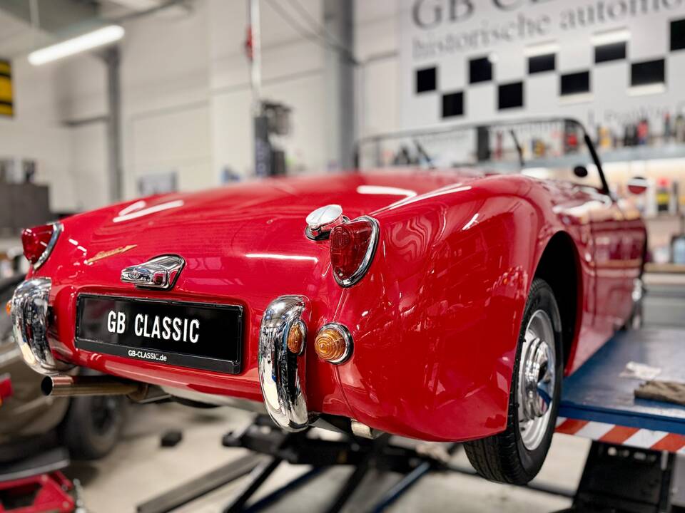 Image 14/40 of Austin-Healey Sprite Mk I (1958)