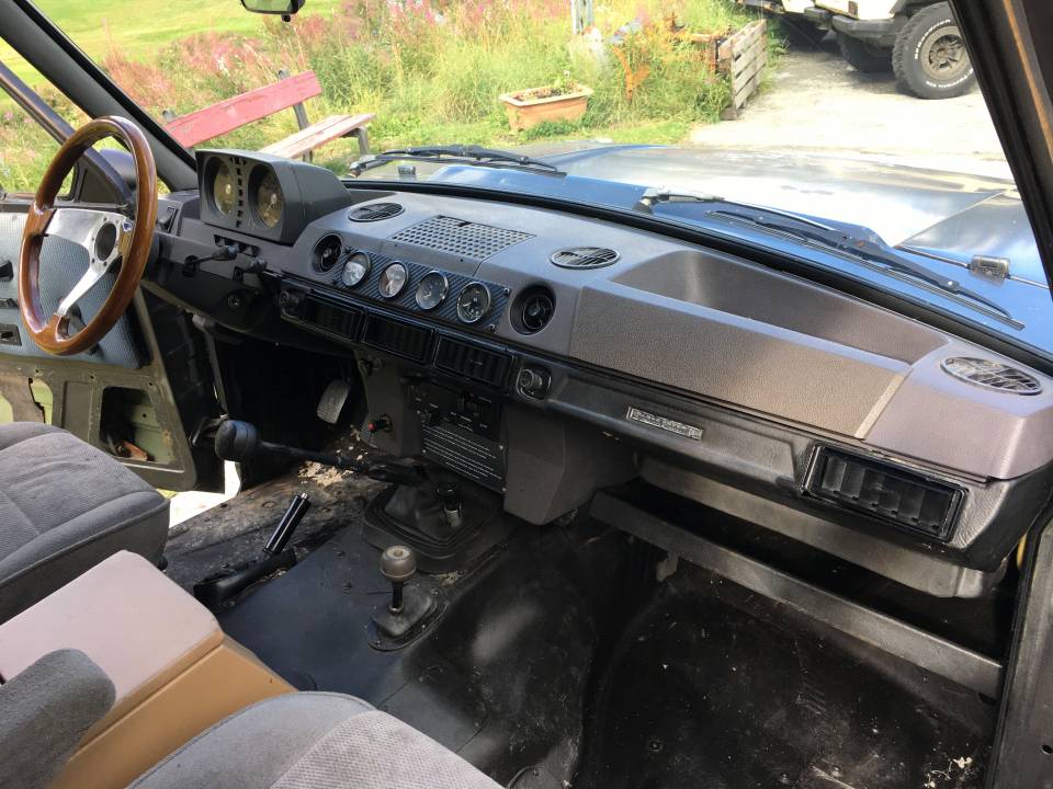 Bild 7/11 von Land Rover Range Rover Classic (1981)