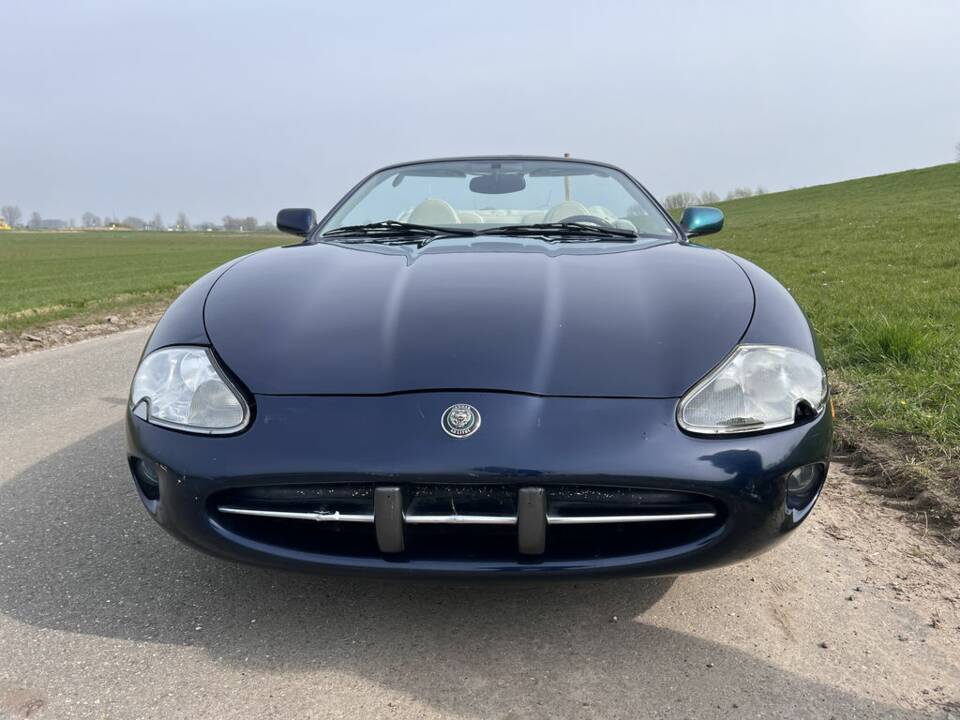 Bild 3/8 von Jaguar XK8 4.0 (1998)