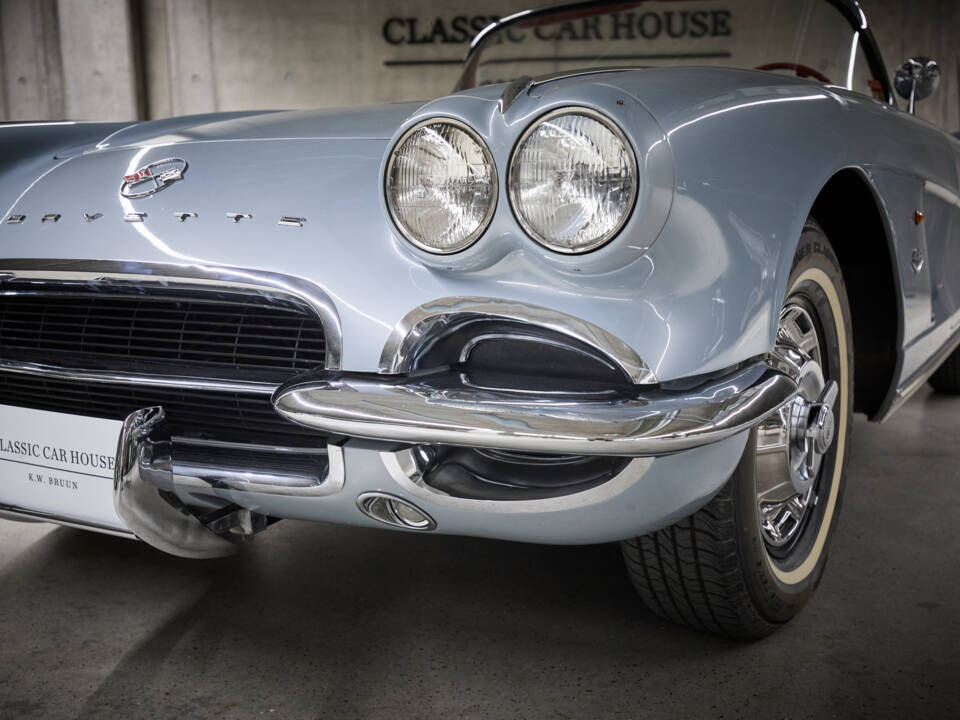 Image 20/78 of Chevrolet Corvette (1962)
