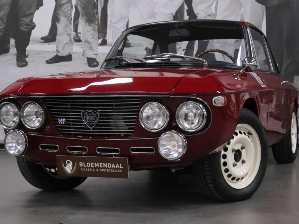 Image 2/66 of Lancia Fulvia Coupe Rallye HF (1968)