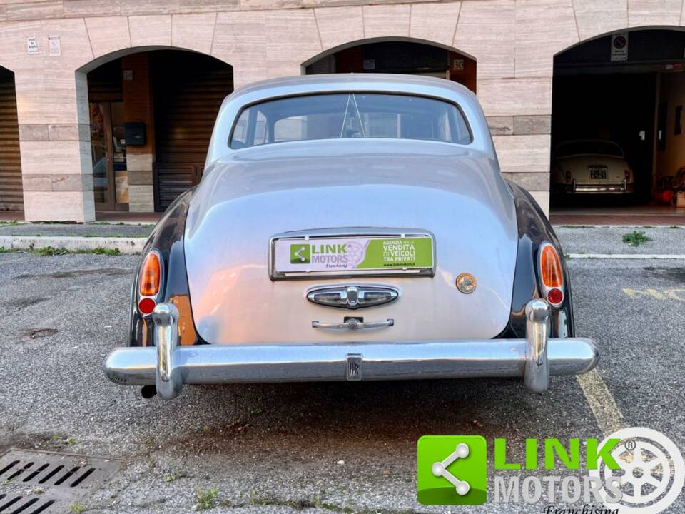Image 5/10 of Bentley S 1 (1957)