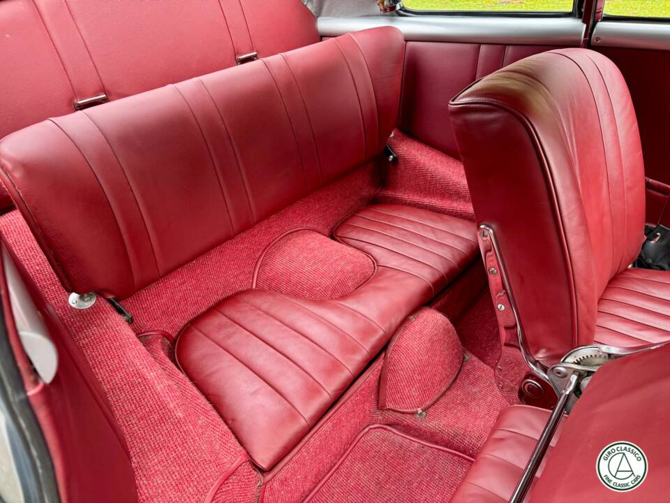 Image 18/24 of Porsche 356 1500 (1955)