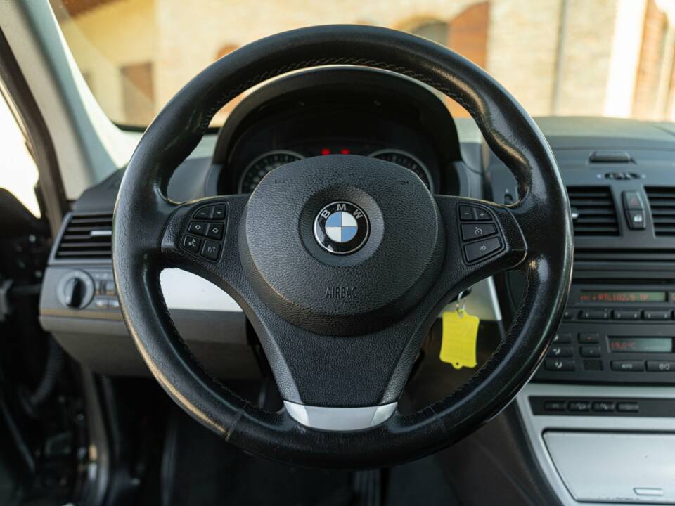 Image 45/50 de BMW X3 2.0d (2007)