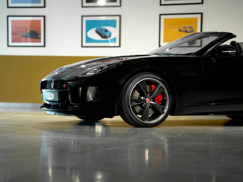 Bild 15/44 von Jaguar F-Type S (2014)