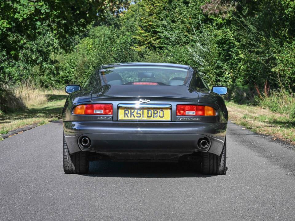 Image 8/50 de Aston Martin DB 7 Vantage (2002)