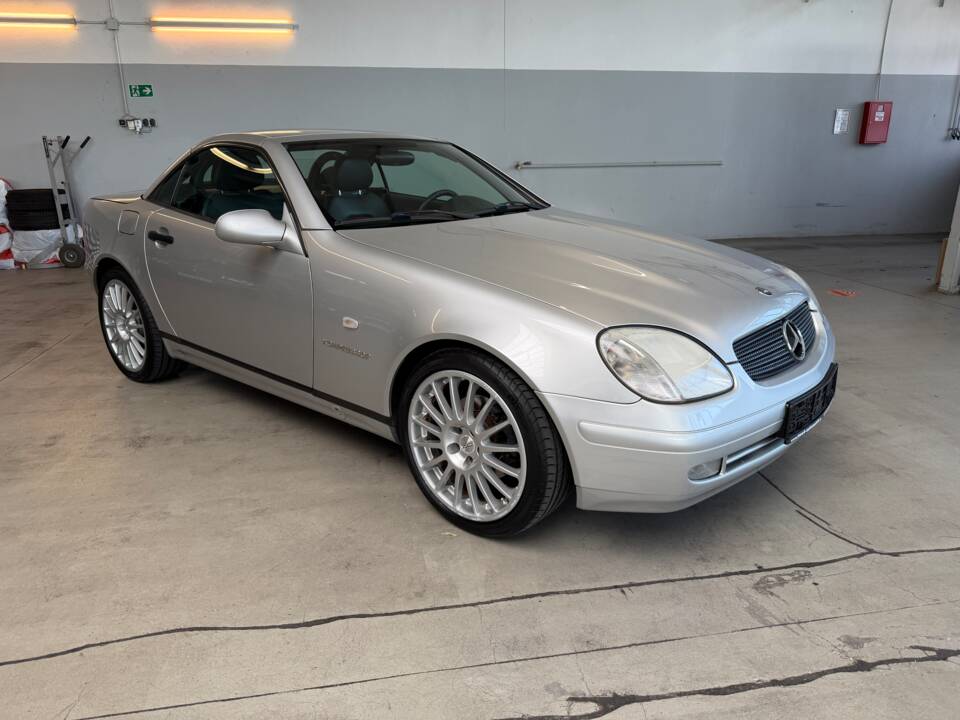 Image 7/51 of Mercedes-Benz SLK 230 Kompressor (1997)