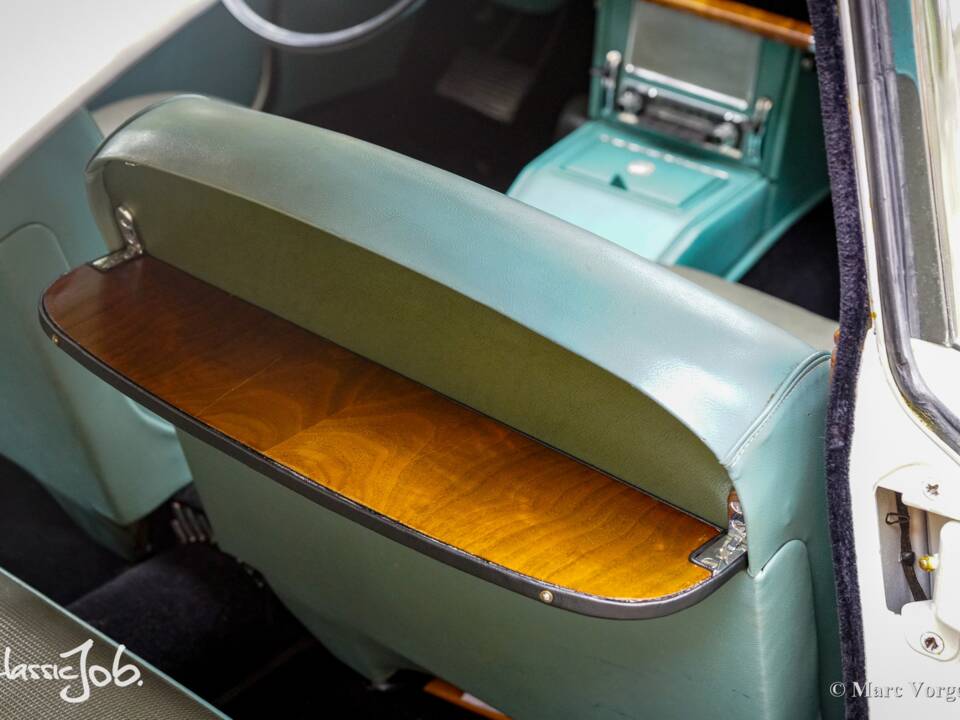 Immagine 15/46 di Jaguar Mk II 3.8 (1962)
