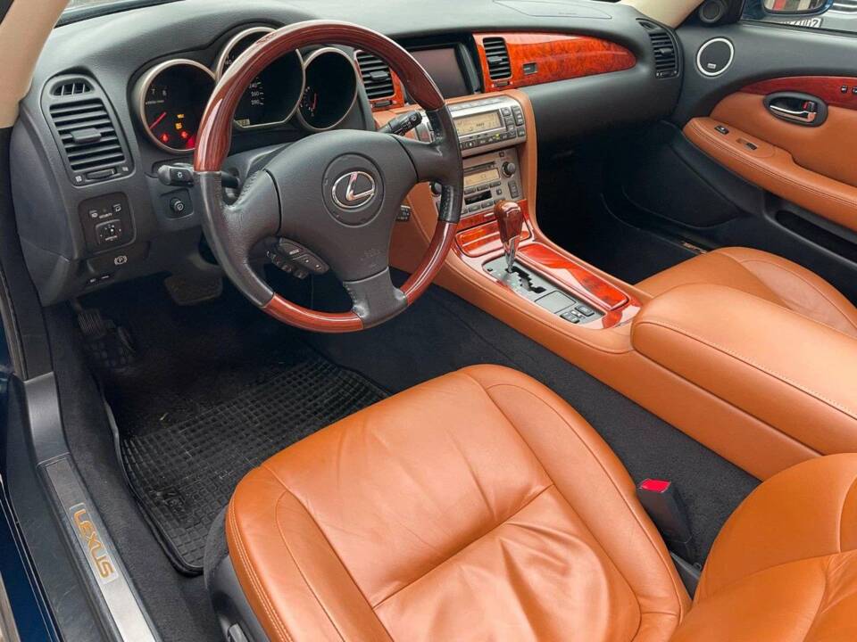 Image 10/17 of Lexus SC 430 (2005)