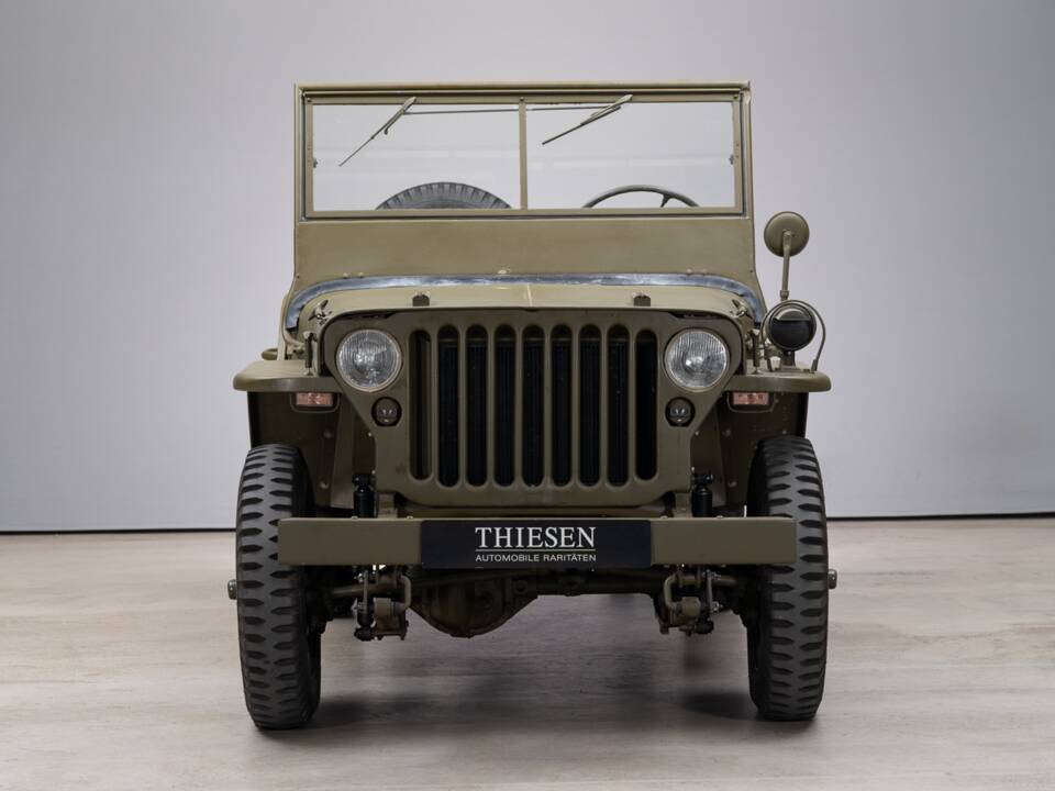 Image 4/35 of Jeep Willys-Overland CJ-3A (1944)