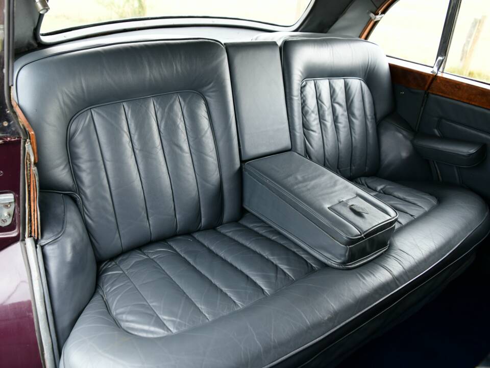 Immagine 54/66 di Rolls-Royce Silver Cloud II (1960)