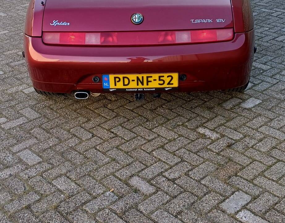 Image 3/9 of Alfa Romeo Spider 2.0 Twin Spark 16V (1996)