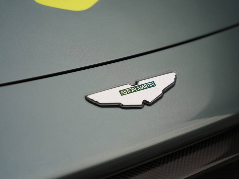 Bild 31/50 von Aston Martin V8 Vantage AMR (2020)