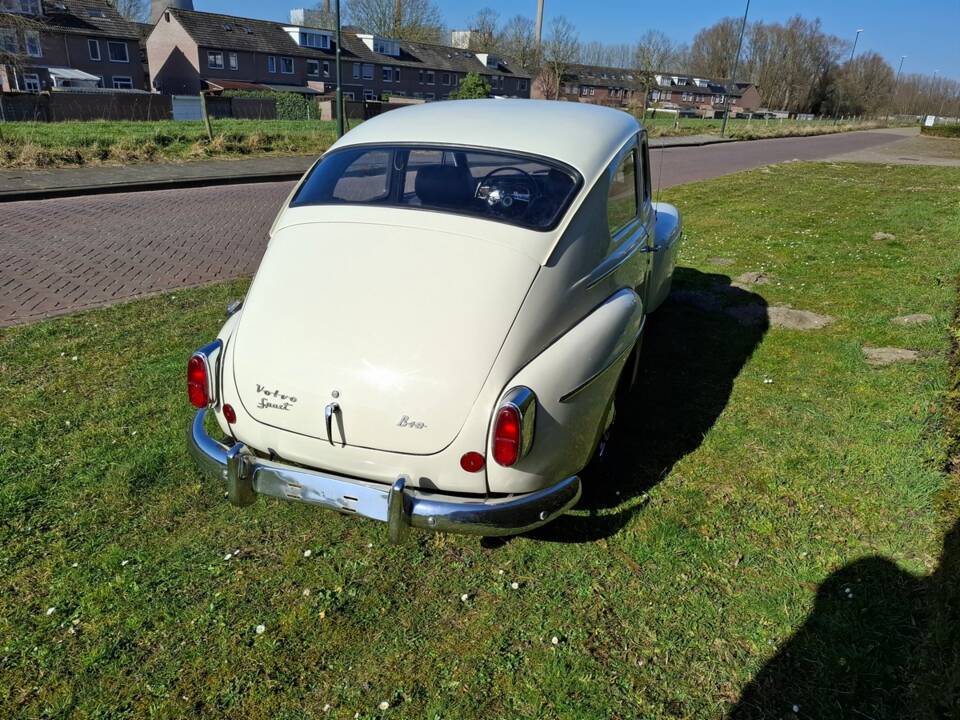 Image 8/41 of Volvo PV 544 Sport (1962)