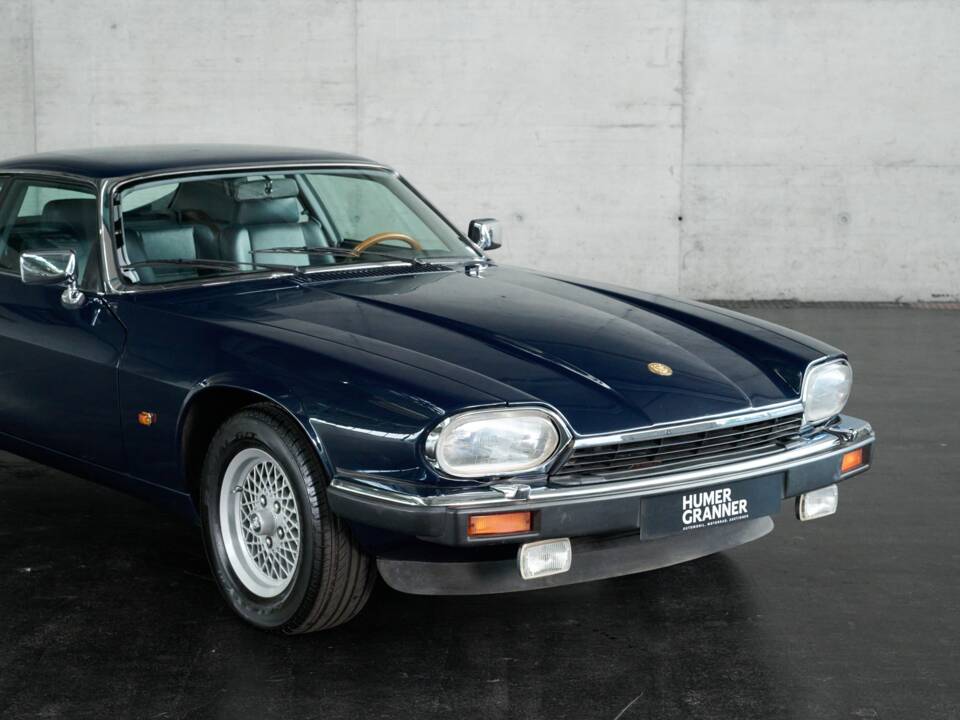 Image 25/50 of Jaguar XJS 5.3 V12 (1993)