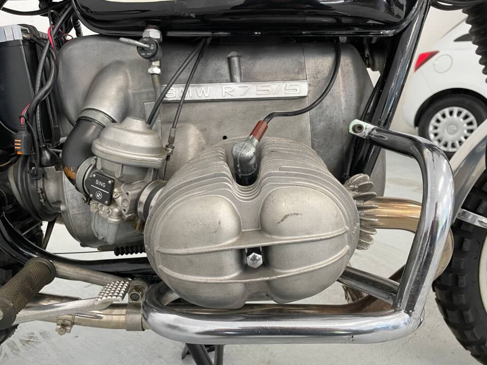 Image 13/15 of BMW R 75/5 (1971)
