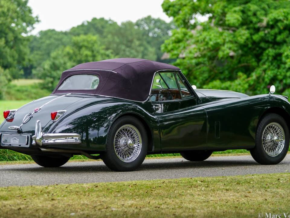 Afbeelding 42/59 van Jaguar XK 140 SE DHC (1955)