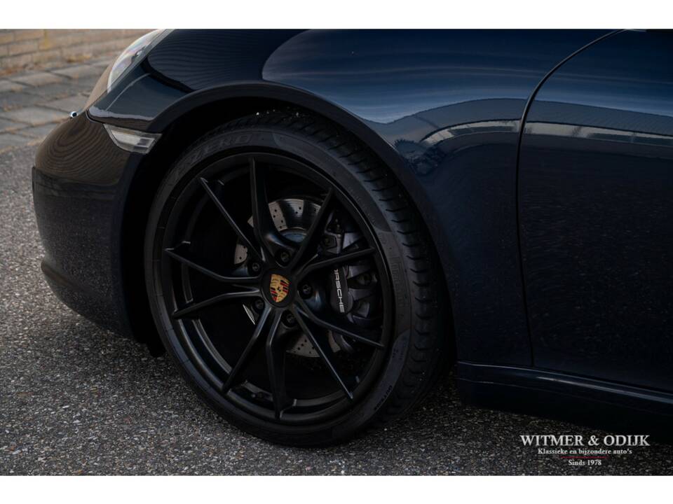 Immagine 28/31 di Porsche 911 Carrera (2018)