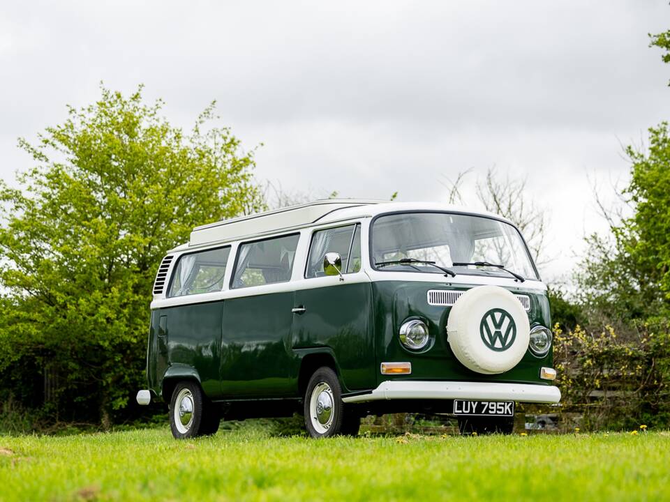 Image 14/50 of Volkswagen T2 Brasil Camper (1972)