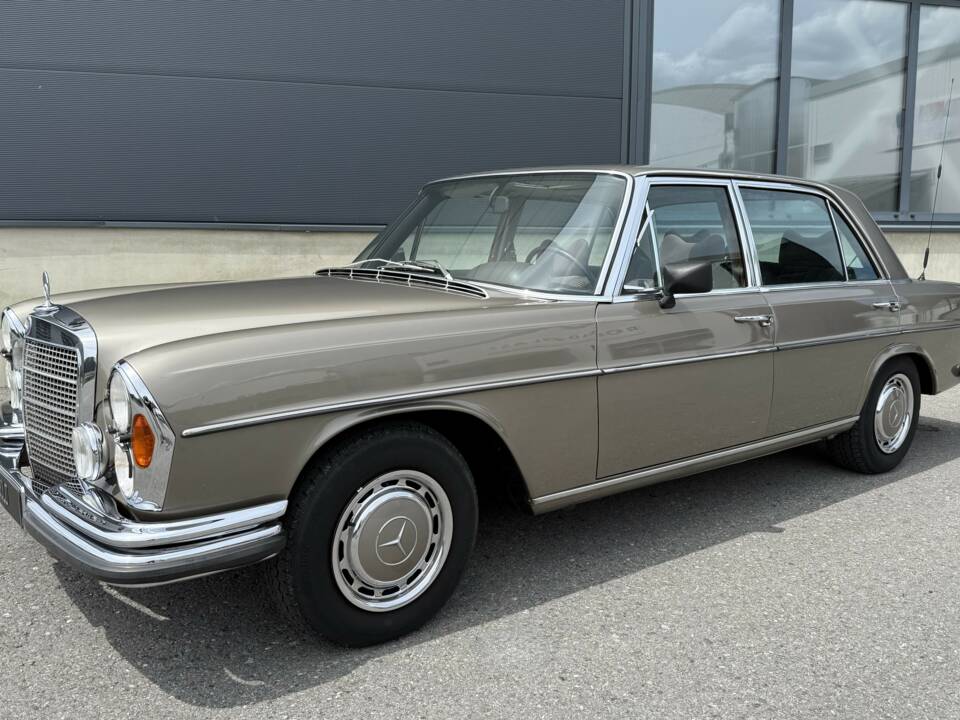Afbeelding 7/89 van Mercedes-Benz 300 SEL 6.3 (1972)