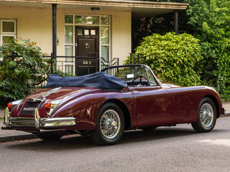 Image 3/24 de Jaguar XK 150 3.8 S DHC (1960)