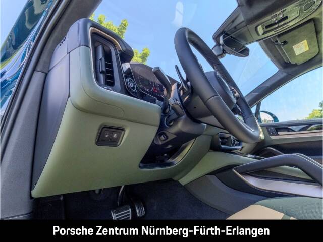 Immagine 25/50 di Porsche Cayenne Turbo E-Hybrid (1900)