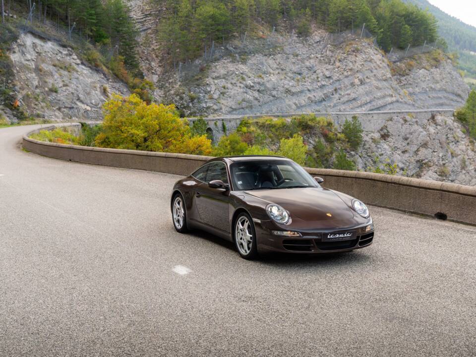 Image 2/13 of Porsche 911 Targa 4S (2008)