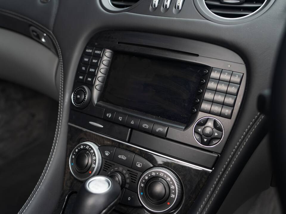 Bild 24/44 von Mercedes-Benz SL 65 AMG (2005)