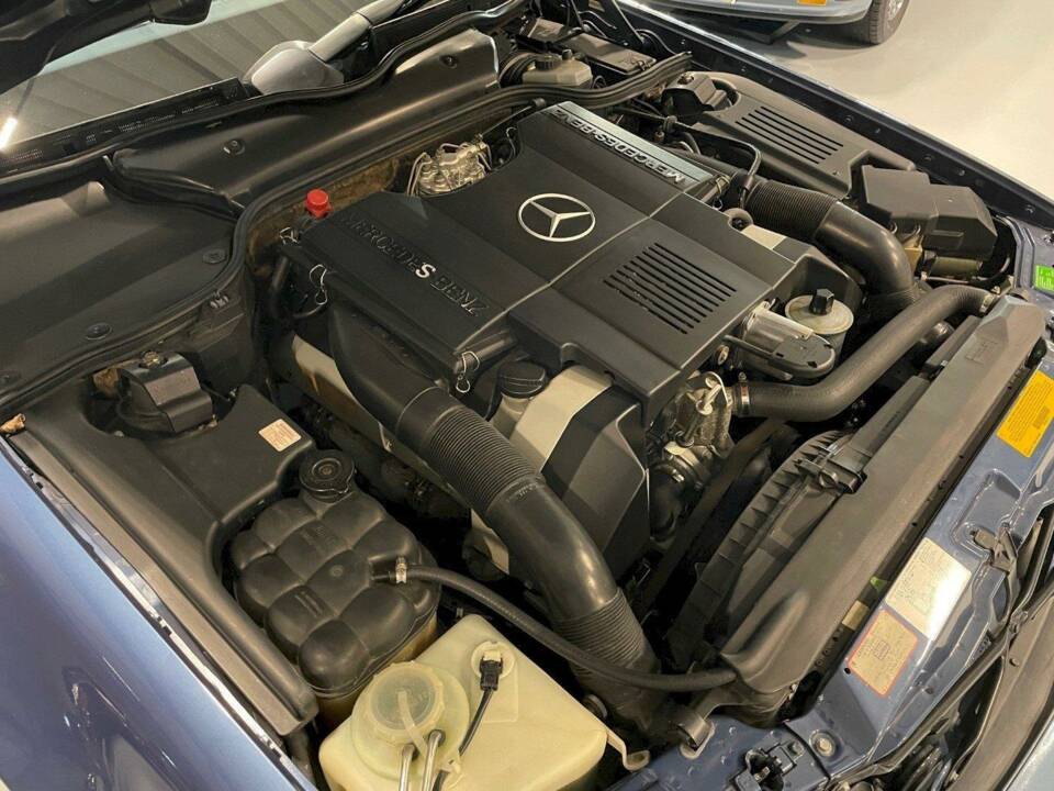 Bild 31/36 von Mercedes-Benz 500 SL (1992)