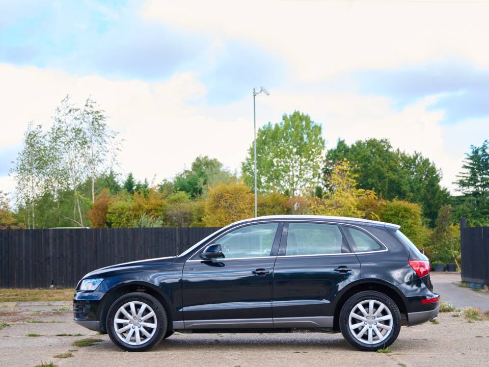 Bild 30/50 von Audi Q5 3.2 FSI (2013)
