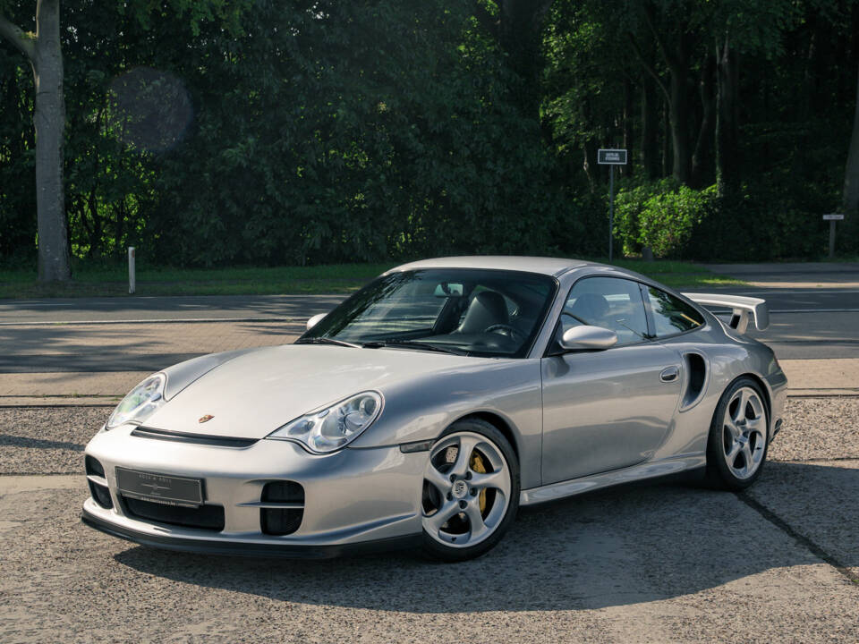 Image 9/51 of Porsche 911 GT2 (2001)